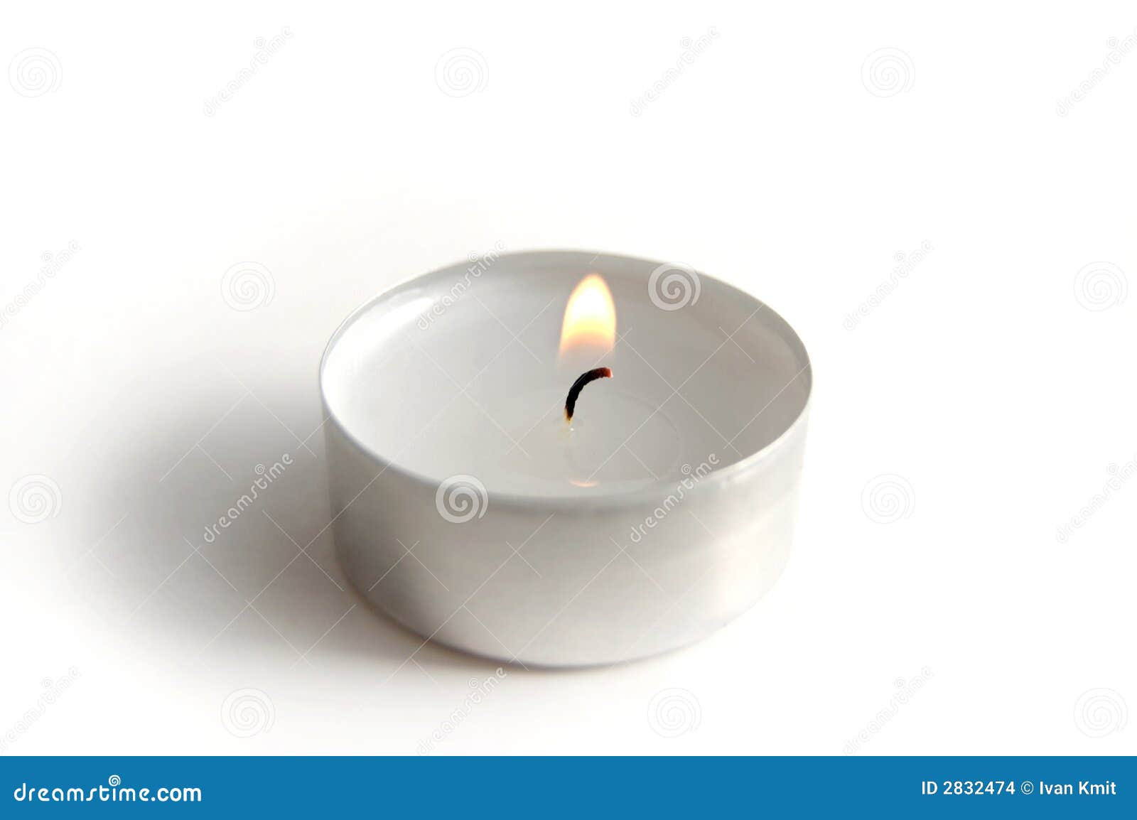 candle-2832474.jpg
