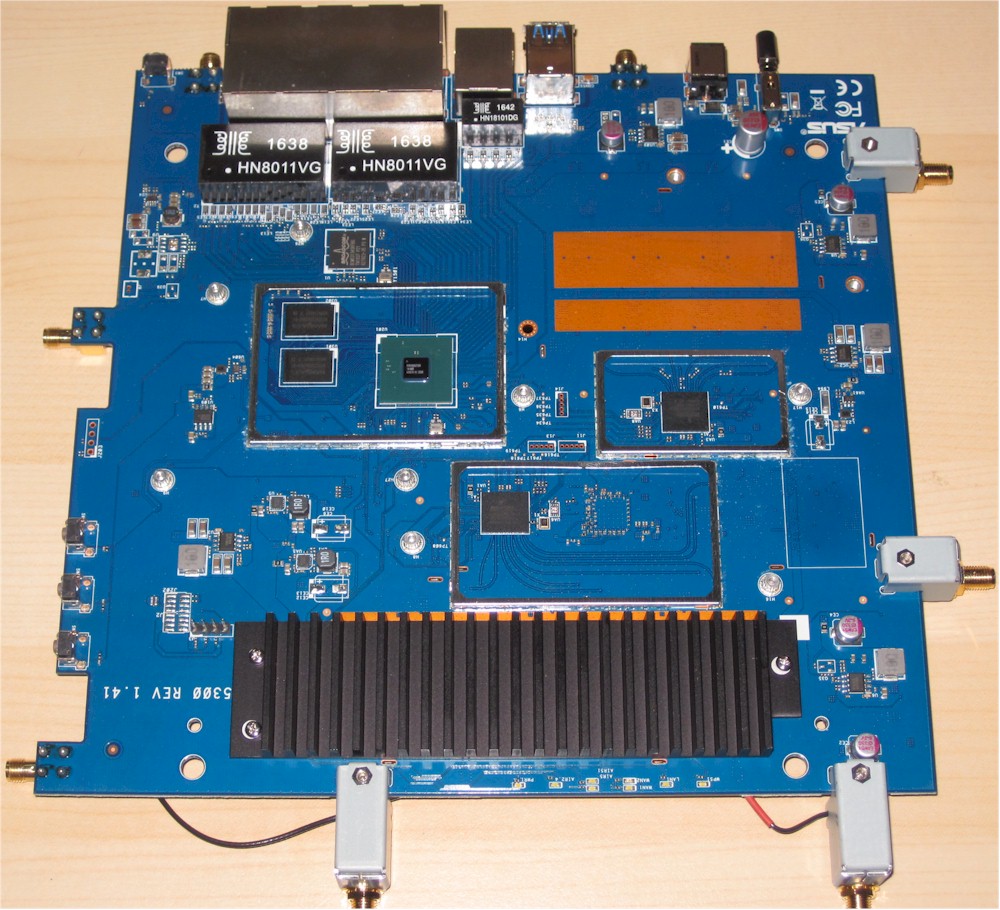 asus_gtac5300_board_top_naked.jpg